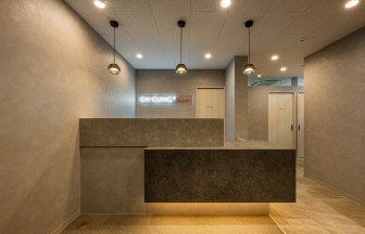 東京都の美容クリニックの内装デザイン事例（サンリット建設）