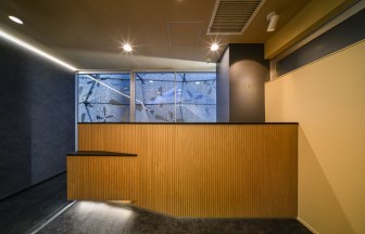 東京都の美容クリニックの内装デザイン事例（サンリット建設）
