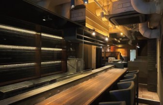 愛知県のカフェの内装デザイン事例（株式会社サライデザイン）