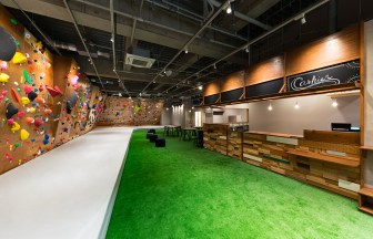 東京都のスポーツ施設の内装デザイン事例（サンリット建設）