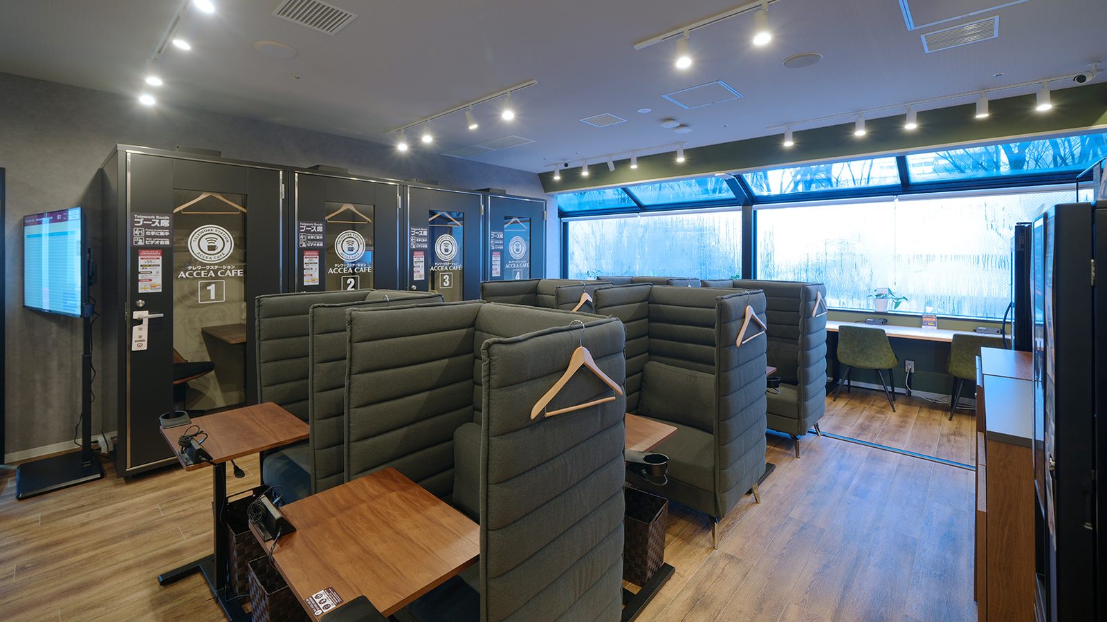 ACCEA CAFÉ OBPツイン21店の内装 6(大阪府・カフェ・ワーク×ブース)
