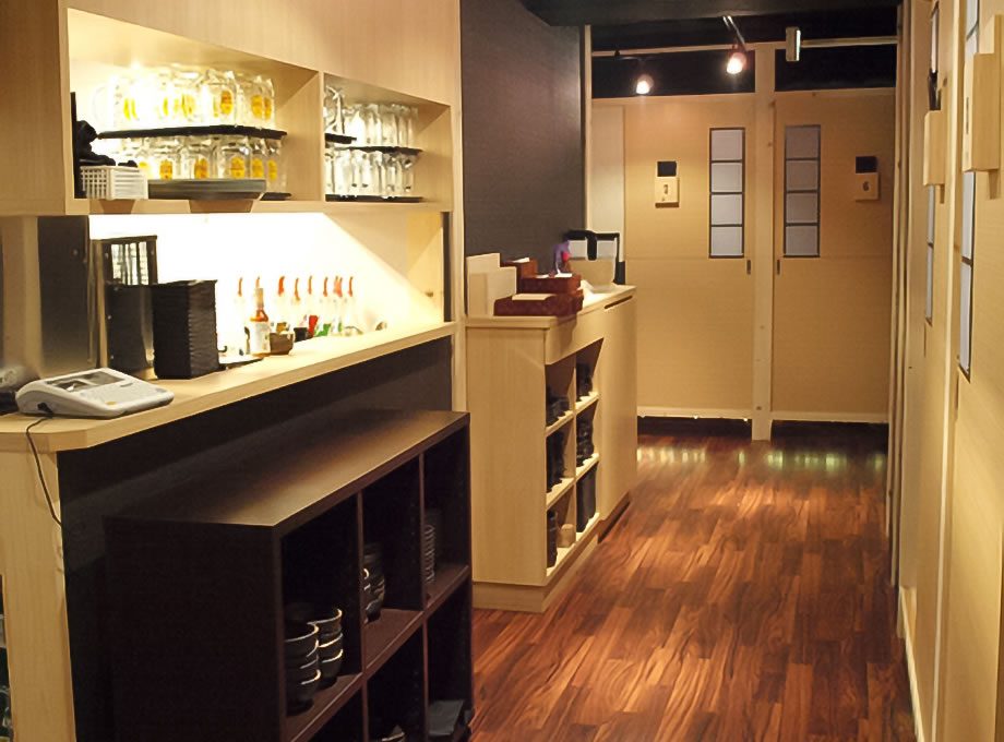 全席個室酒場 炙り旬の内装（北海道・居酒屋・全席個室×格子）