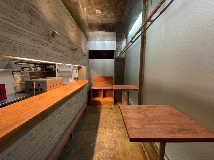 東京都の居酒屋の内装デザイン事例（ビリーフデザイン）