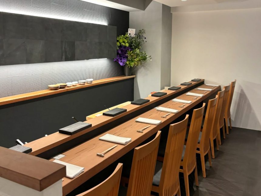 東京都の鮨店の内装デザイン事例（ビリーフデザイン）