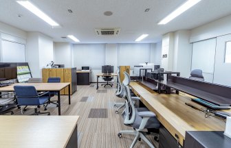 北海道のオフィスの内装デザイン事例（カエル・デザイン・プロジェクト）