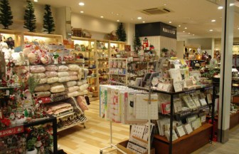 兵庫県のショップの内装デザイン事例（奥田建築工房）