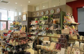 大阪府のショップの内装デザイン事例（奥田建築工房）