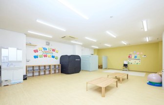 兵庫県のデイサービスの内装デザイン事例（ユウリフォーム）