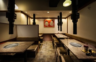 月島／東京の焼き肉 たれ源｜焼肉店の内装デザイン事例（サンリット建設（DESIGN STUDIO TEMPO））