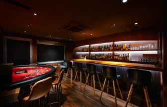 笹塚／東京のBAR　UIGEADAIL｜バーの内装デザイン事例（サンリット建設（DESIGN STUDIO TEMPO））