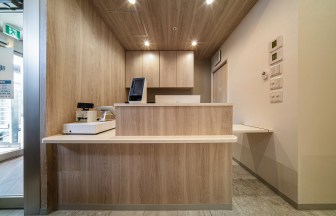 成増／東京の成増まちかど泌尿器科｜泌尿器科の内装デザイン事例（サンリット建設（DESIGN STUDIO TEMPO））