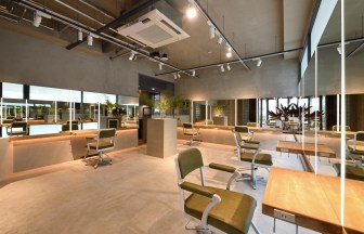 Naha, Okinawaのhair lounge anrio MAR｜ヘアサロンの内装デザイン事例（株式会社コンセプション）