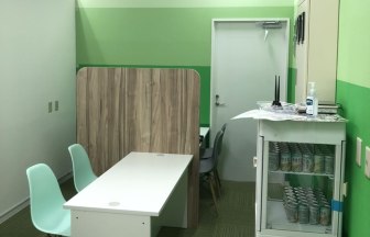 北海道日高郡新ひだか町静内末広町2-2-1 イオン静内2FのReuse Shop WAKABA イオン静内店｜買取店の内装デザイン事例（タカハシアートプランニング 株式会社）