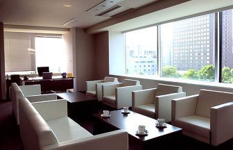〒060-0042 札幌市中央区大通西1丁目14-2 桂和大通ビル50 7Fの海潤株式会社（ハイルン）｜事務所の内装デザイン事例（タカハシアートプランニング 株式会社）