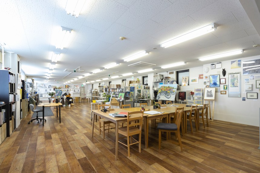 広島県広島市西区己斐本町1-10-1 名柄ビル4Fのアトリエぱお 己斐本校｜美術教室の内装デザイン事例（株式会社SPパートナーズ）