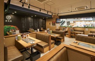 広島県広島市南区皆実町2-8-17 ゆめタウン広島 2Fの湊商店 ゆめタウン広島店｜お好み焼き店の内装デザイン事例（株式会社SPパートナーズ）