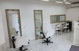 大阪府池田市のヘアサロン/池田市｜ヘアサロンの内装デザイン事例（デザインアディクト）