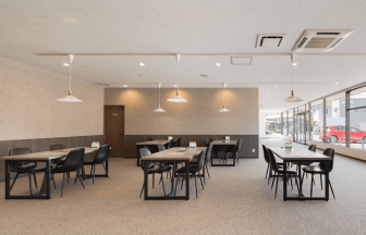 埼玉県熊谷市の熊谷市 カーショップ｜カーショップの内装デザイン事例（株式会社S plus Design’s）