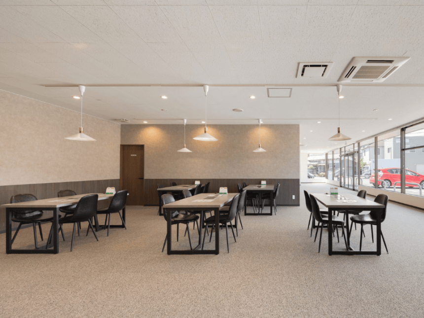 埼玉県熊谷市の熊谷市 カーショップ｜カーショップの内装デザイン事例（株式会社S plus Design’s）