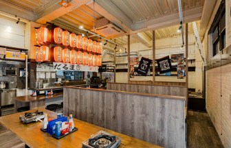 埼玉県川越市の川越市 焼き鳥もつ鍋｜飲食店/居酒屋の内装デザイン事例（株式会社S plus Design’s）