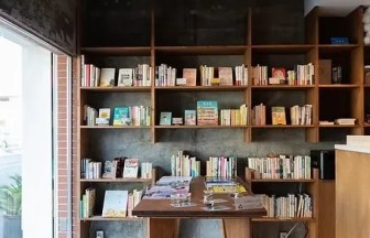 愛知県名古屋市のBean Book Coffee｜カフェの内装デザイン事例（HEMIIK&Co.）
