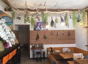 千葉県成田市のカフェの内装デザイン事例（株式会社GLOBALデザイン）